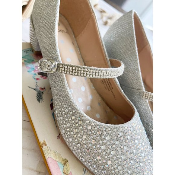 SOBEYO Mini Heel Silver Nude Shimmer Shoe Sz 5 - Picture 5 of 10